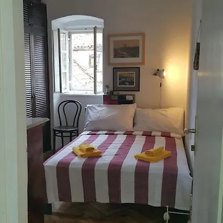 Cozy Hvar Lejlighed
